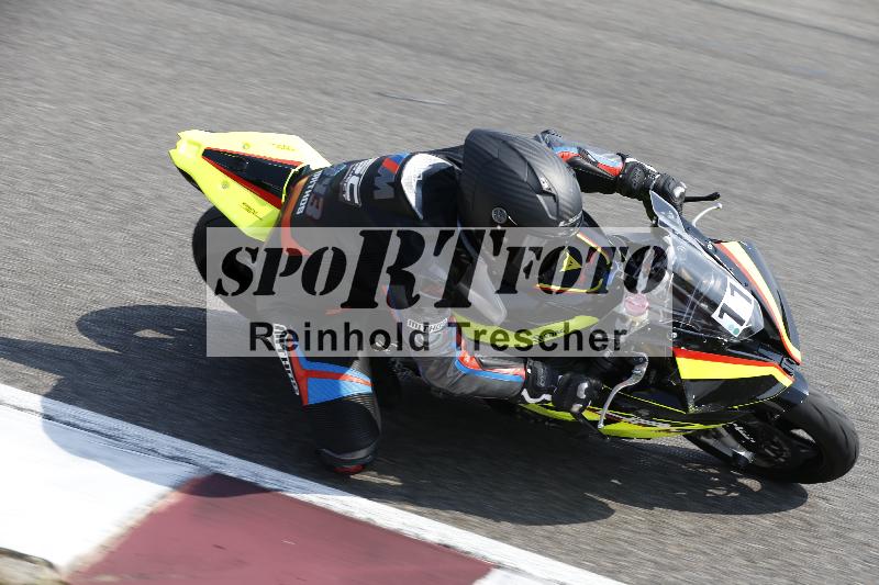 /Archiv-2025/49 26.08.2025 Cornu Master School ADR/blau-bleu/11